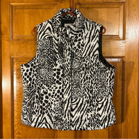 Jones NY Women’s QuiltedZebra Print Vest W/Pockets Snap & Zip Closure Sz XL-EUC - Picture 1 of 7